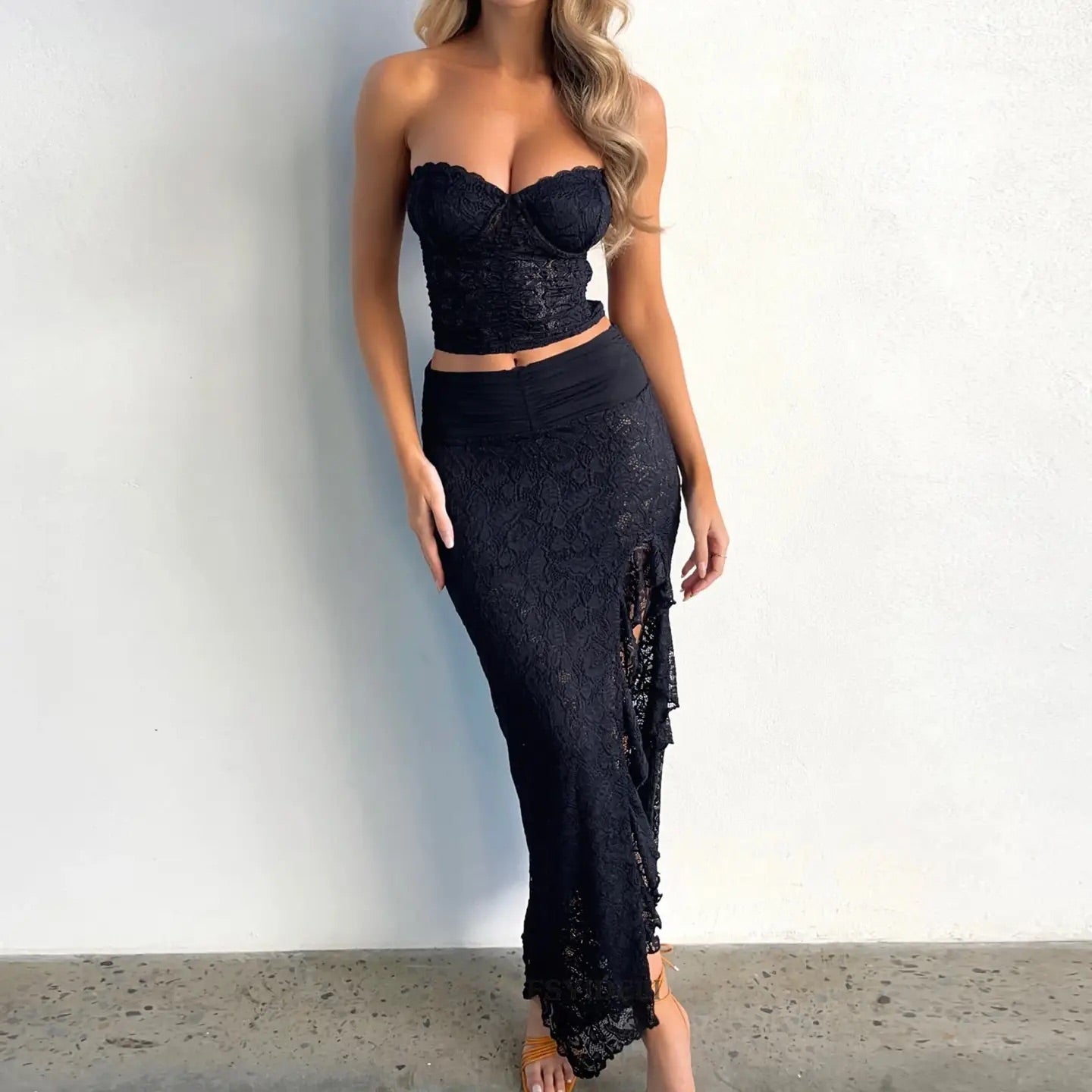 Black Lace Skirt Two-Piece Set “Medium”