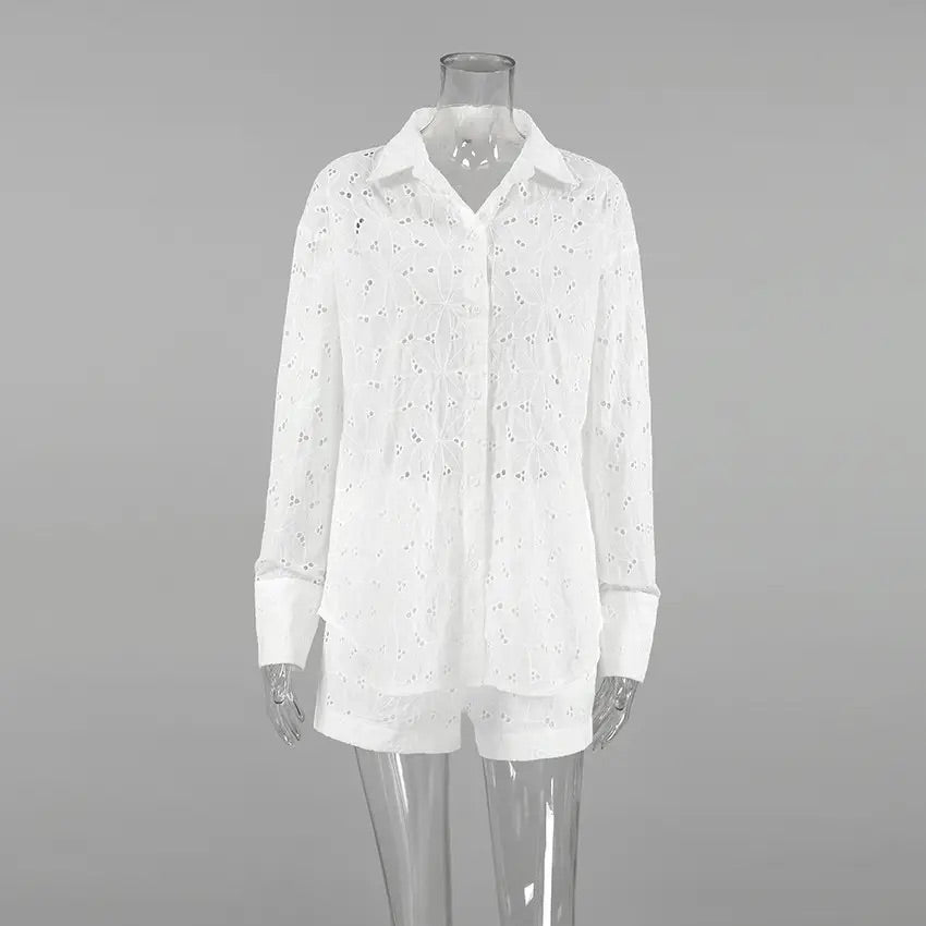 White Long Sleeve~Pants Suit “Small”
