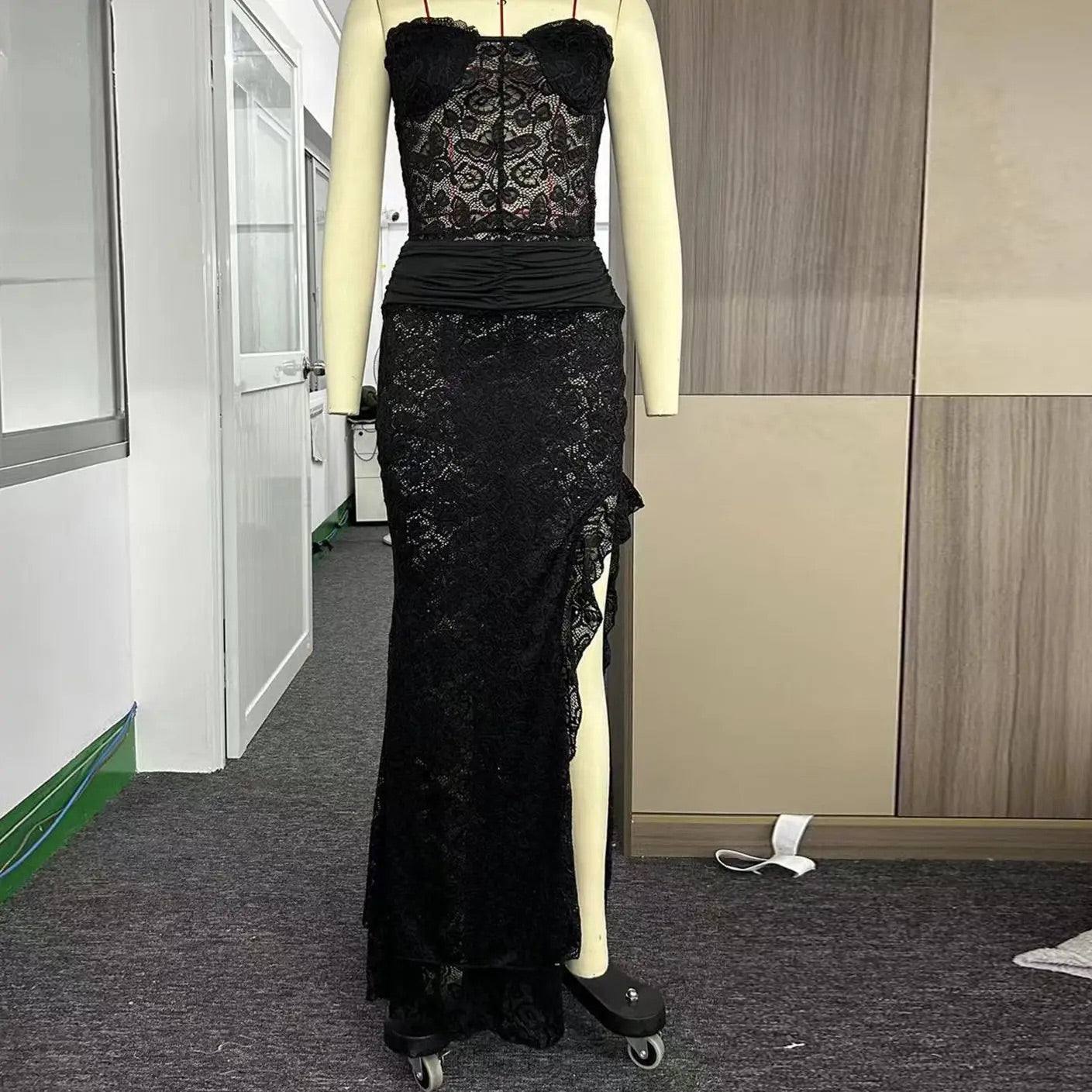 Black Lace Skirt Two-Piece Set “Medium”