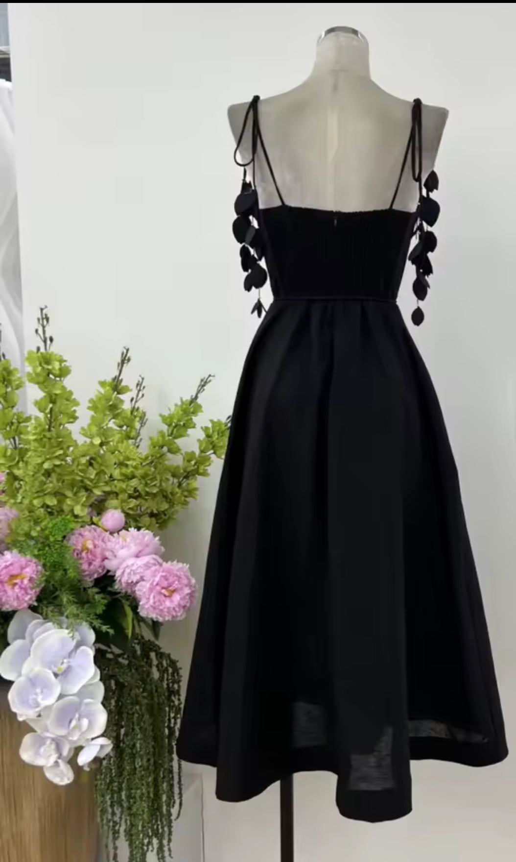 Black Chic Flower Dress