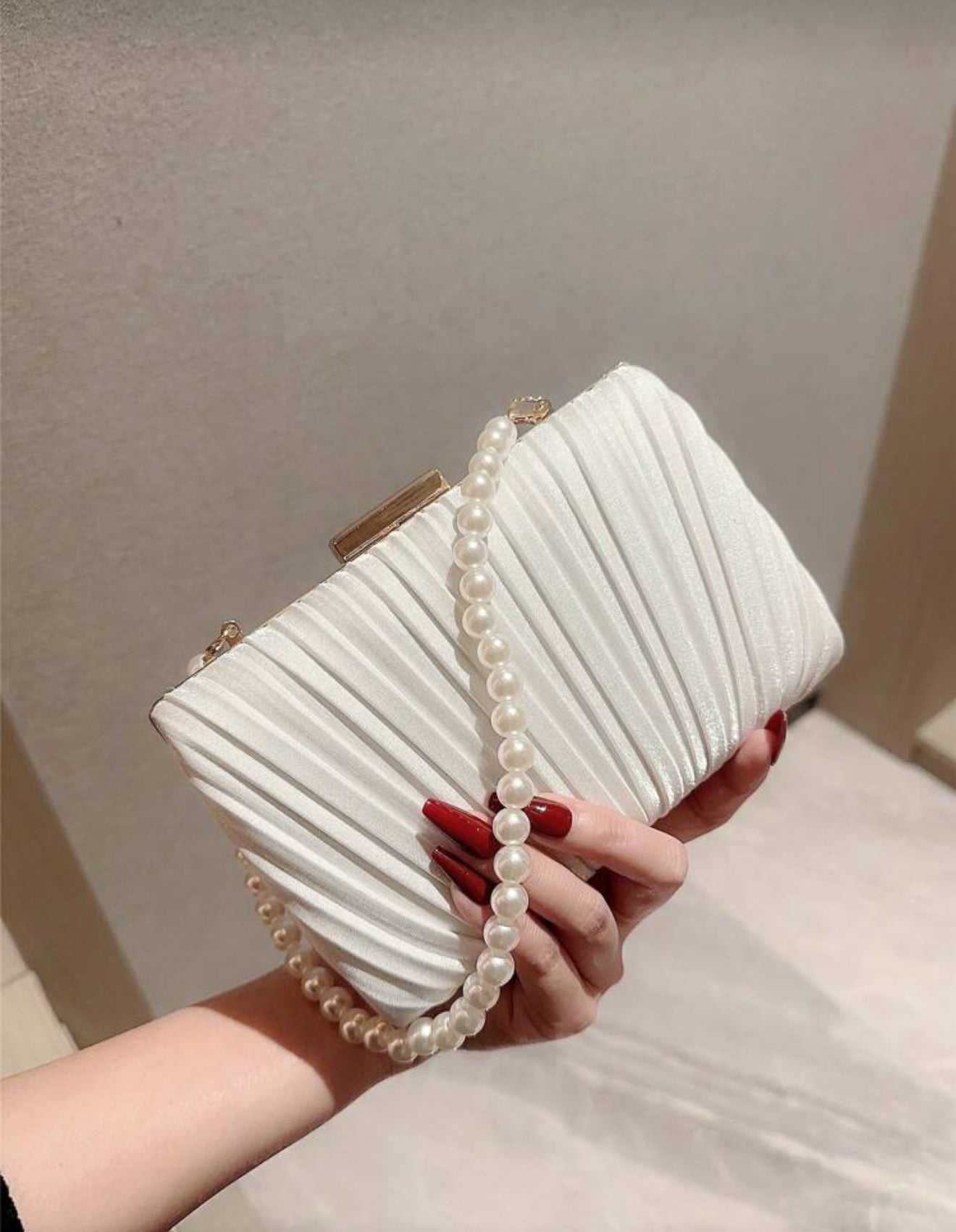 Ivory Pearls Clutch Bag