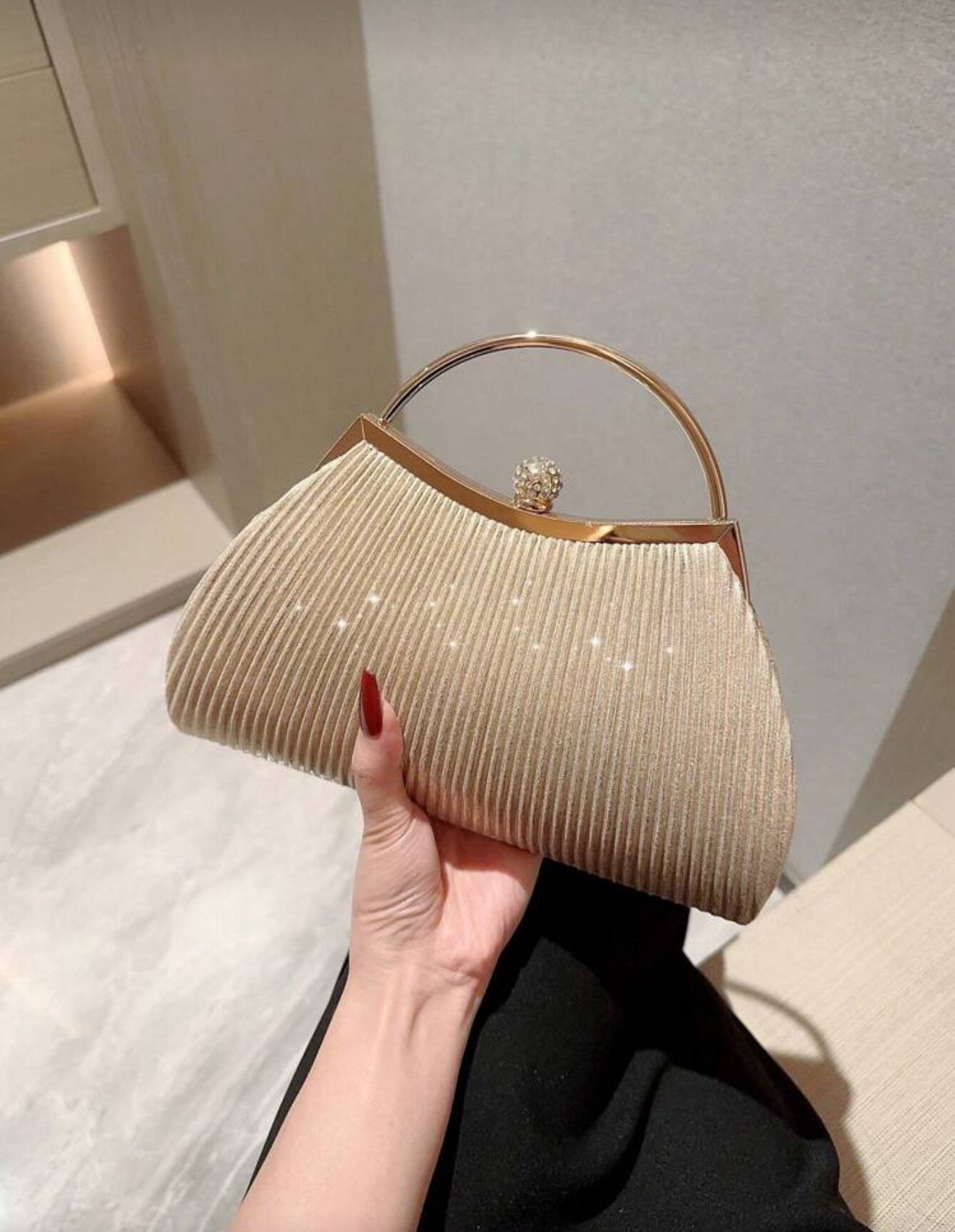 Mini Casual Rhinestone Decor Bucket Bag