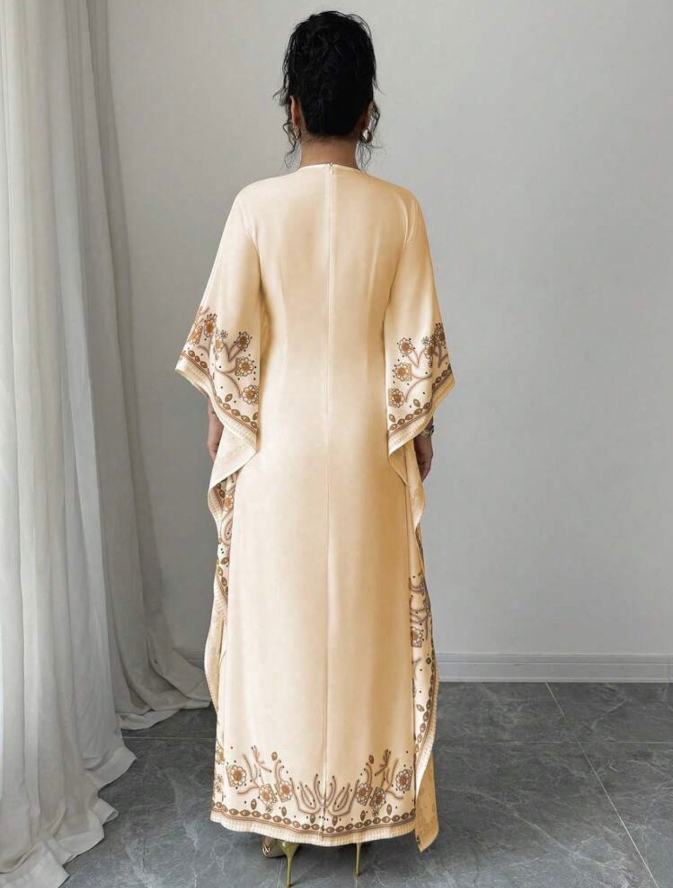 Elenzya Elegant Waist-Cinched Round Neck Long Floral Print Dress For Women, Suitable For Formal Occasion