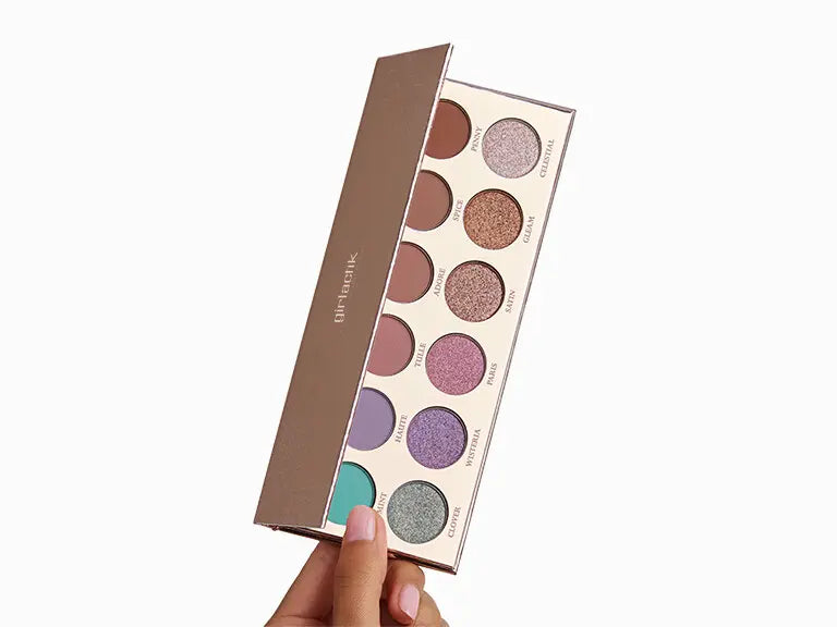 GIRLACTIK Essential Eyeshadow Palette Volume 2