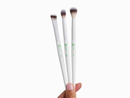 YC COLLECTION
3-Piece Brush Set