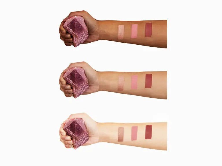 ĀTHR BEAUTY
Crystal Charged Cheek Palette OUT
Color Ruby (rosy pinks and soft gold)