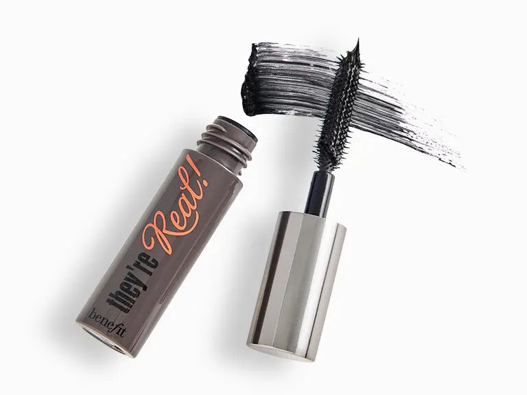 BENEFIT COSMETICS
They're Real! Lengthening Mascara in Jet Black
Deluxe Mini