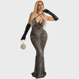 ELEGANT RHINESTONE LONG DRESS  M