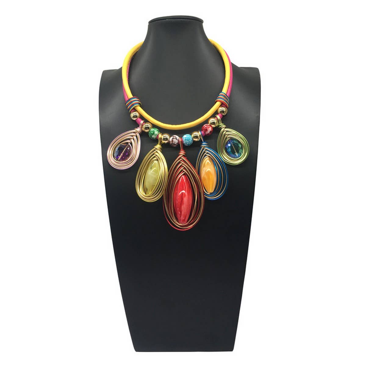 EXAGGERATED HAND-WOVEN RESIN NECKLACE SET