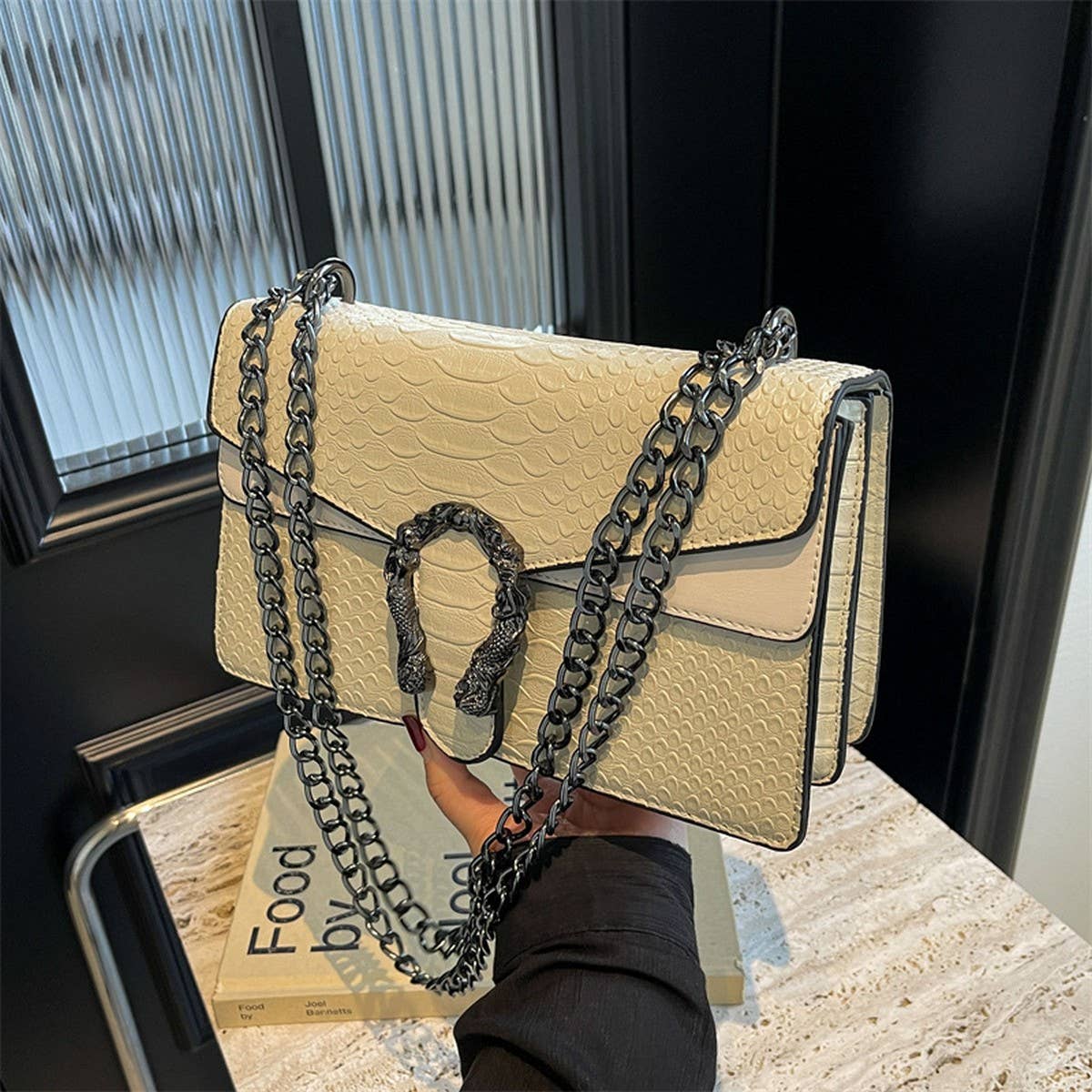 2024 NEW CROSSBODY CHAIN SMALL SQUARE BAG